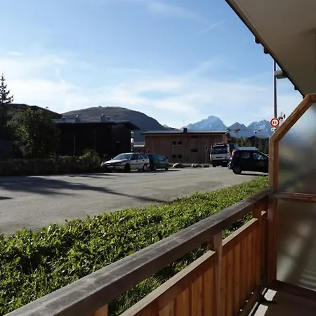 Meije - Alpe D'huez Centre Station Mae-2411